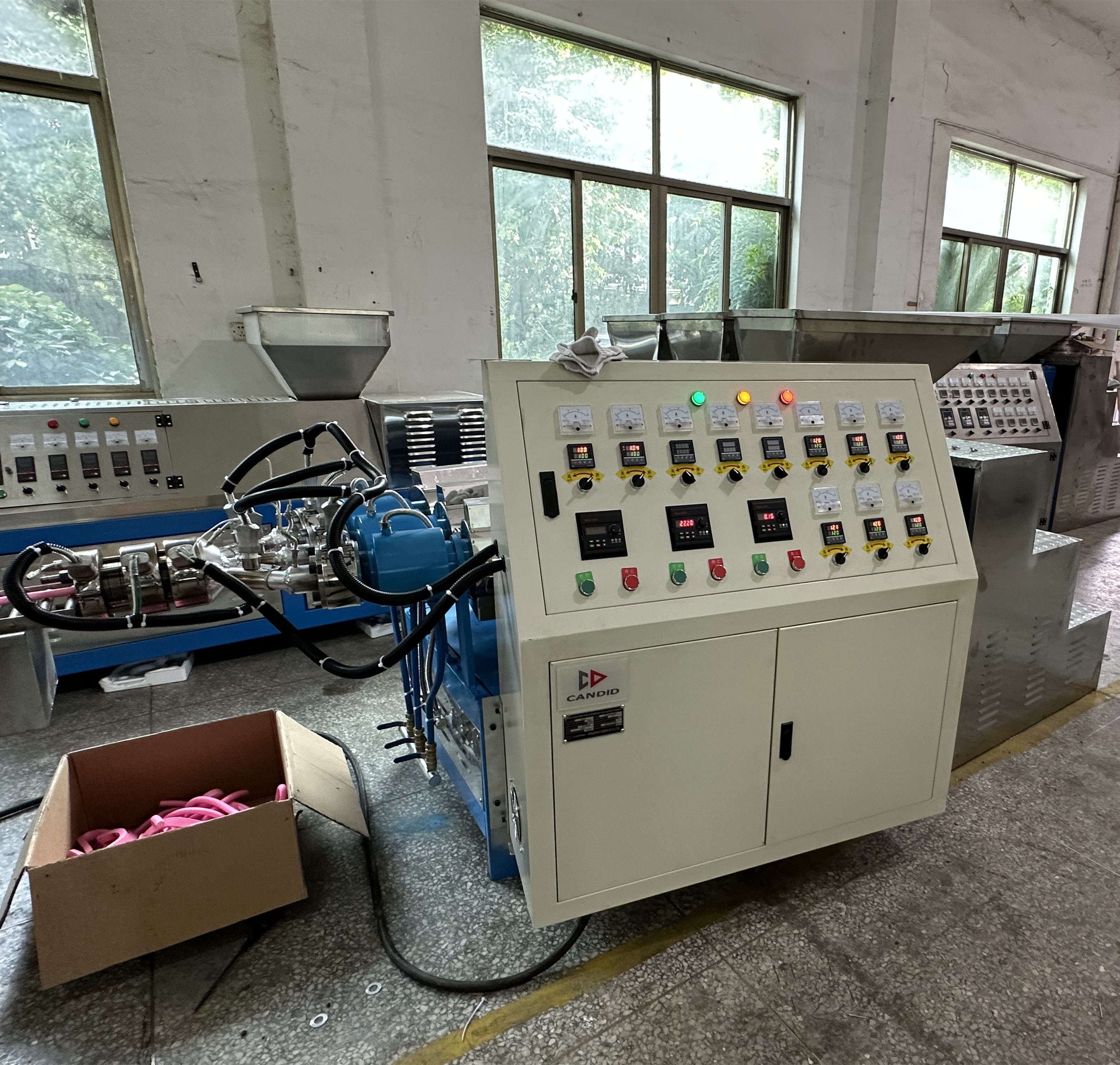 Automatic Multi-Color Eraser Making Machine for Stationery Machine