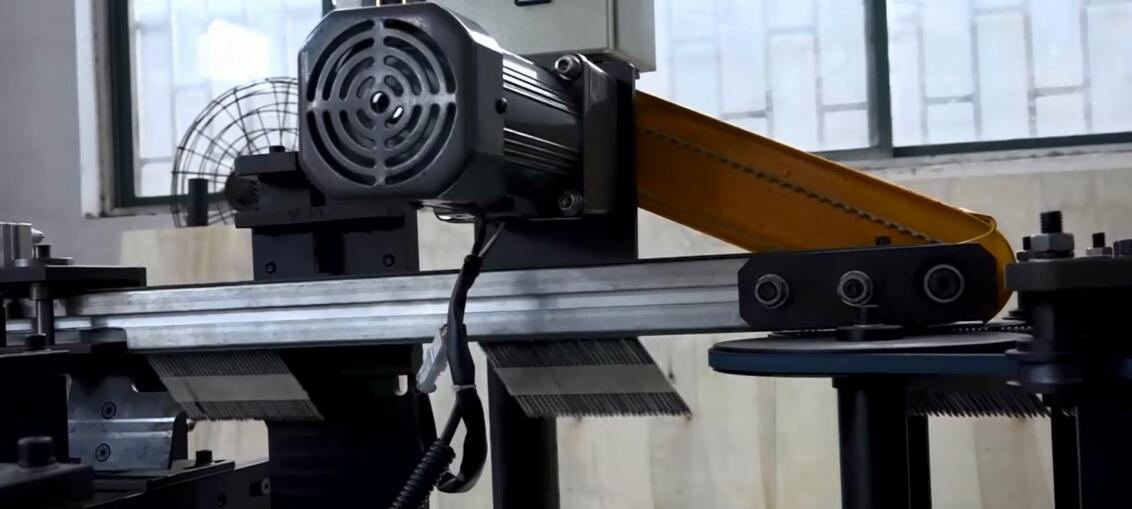 Paper Row Nail Making Machine